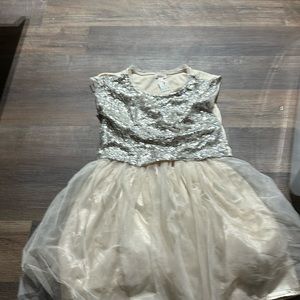 Cat and Jack dress kids size L